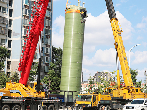 明珠泵業(yè)——地鐵下穿隧道一體化預(yù)制泵站吊裝現(xiàn)場(chǎng)！